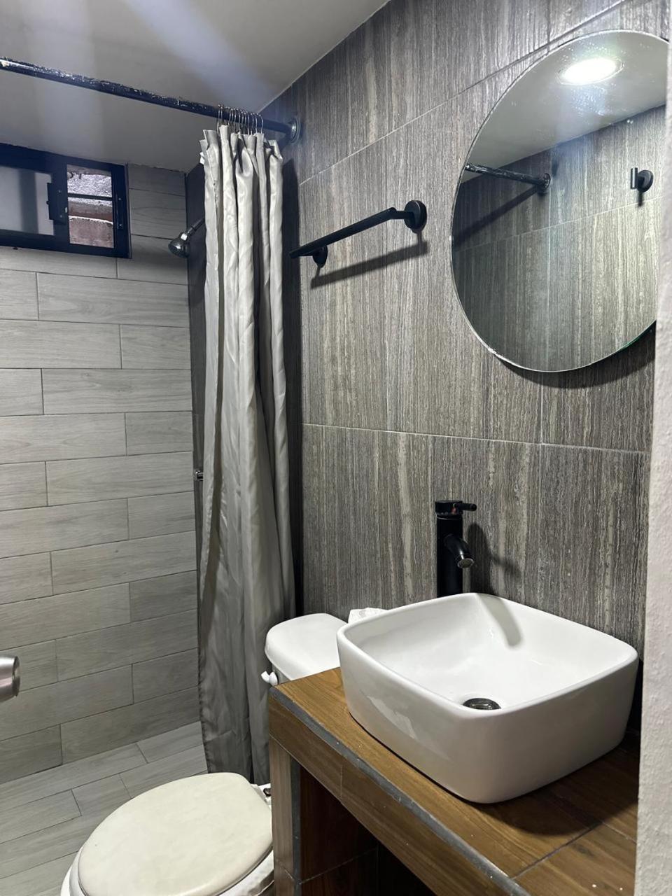 Apartamentos Ambassador Tijuana Bagian luar foto